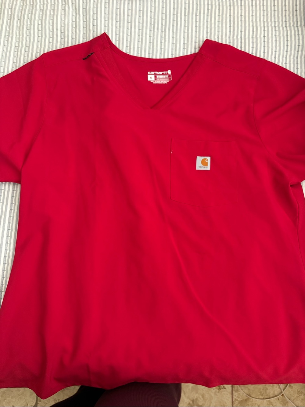 Carhartt Women’s Scrub Bright Red V-Neck Pocket Tee